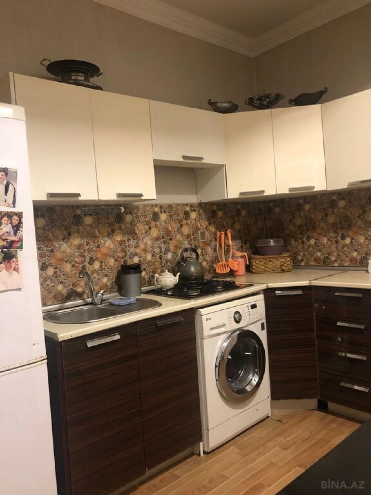 Satılır 3 otaqlı mənzil 104 m²