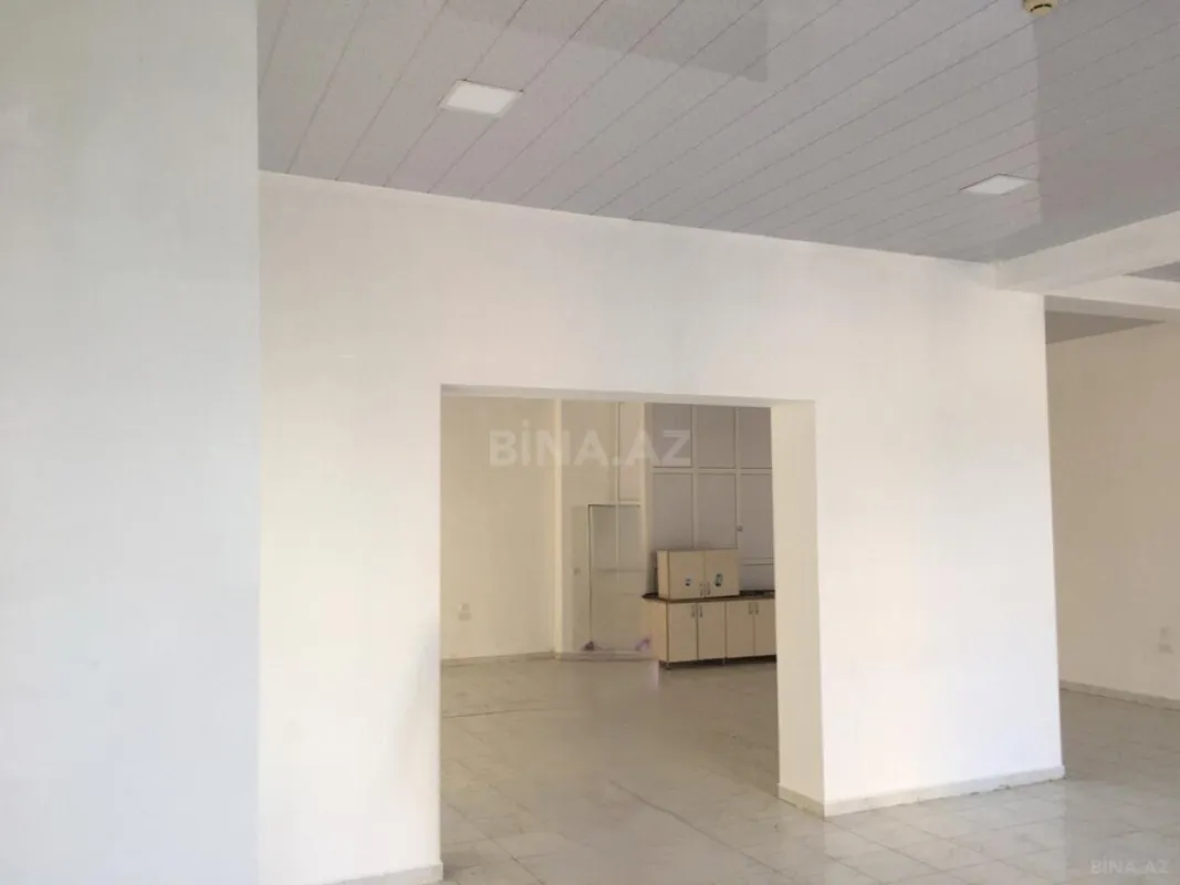 Satılır obyekt 137 m²