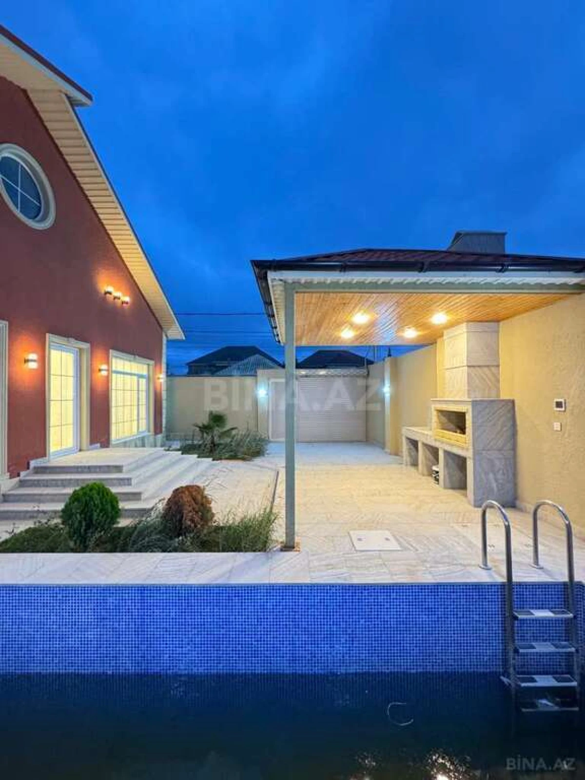 Satılır 4 otaqlı həyət evi 140 m²