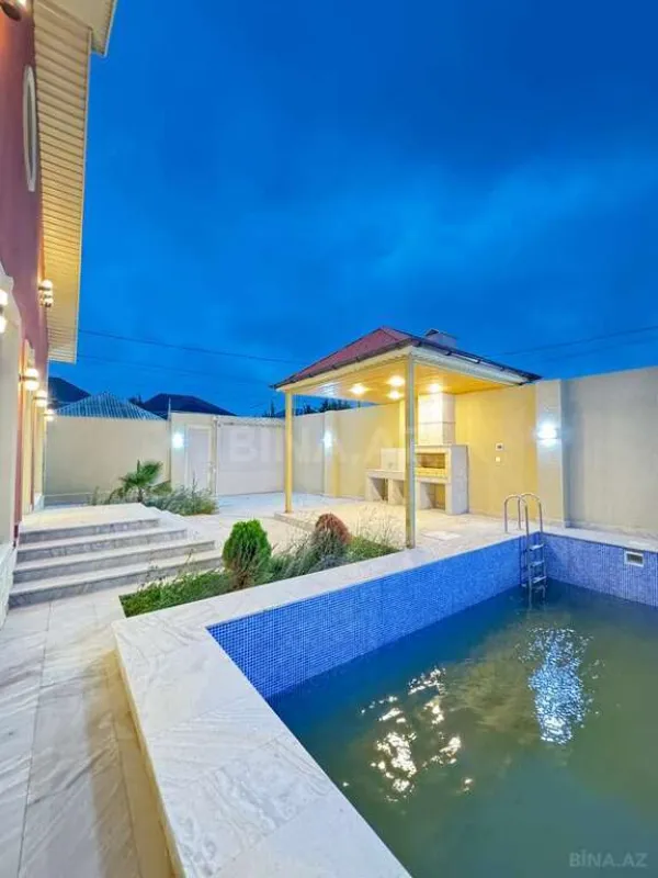 Satılır 4 otaqlı həyət evi 140 m²