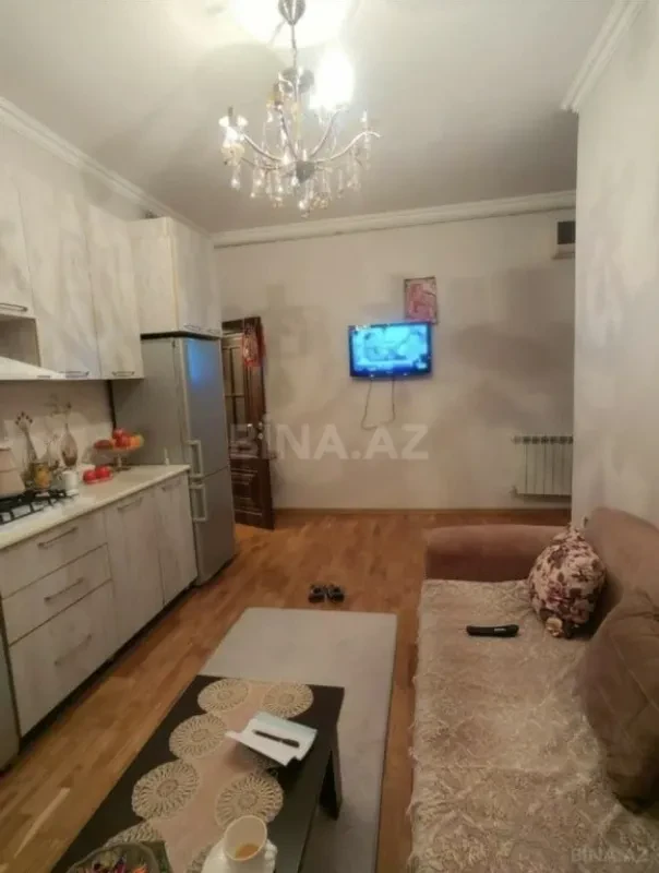 Kirayə verilir 2 otaqlı mənzil 45 m²