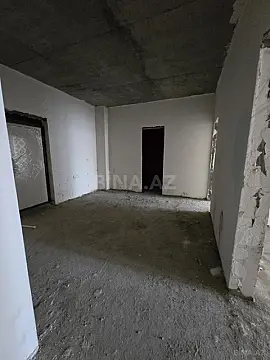 Satılır 3 otaqlı mənzil 121 m²