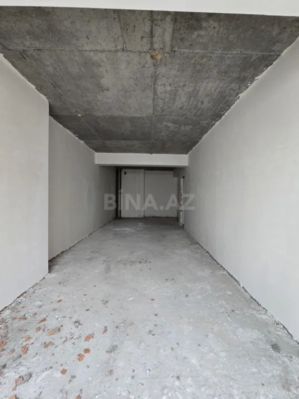 Satılır 3 otaqlı mənzil 121 m²