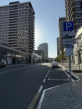 Satılır 6 otaqlı mənzil 290 m²