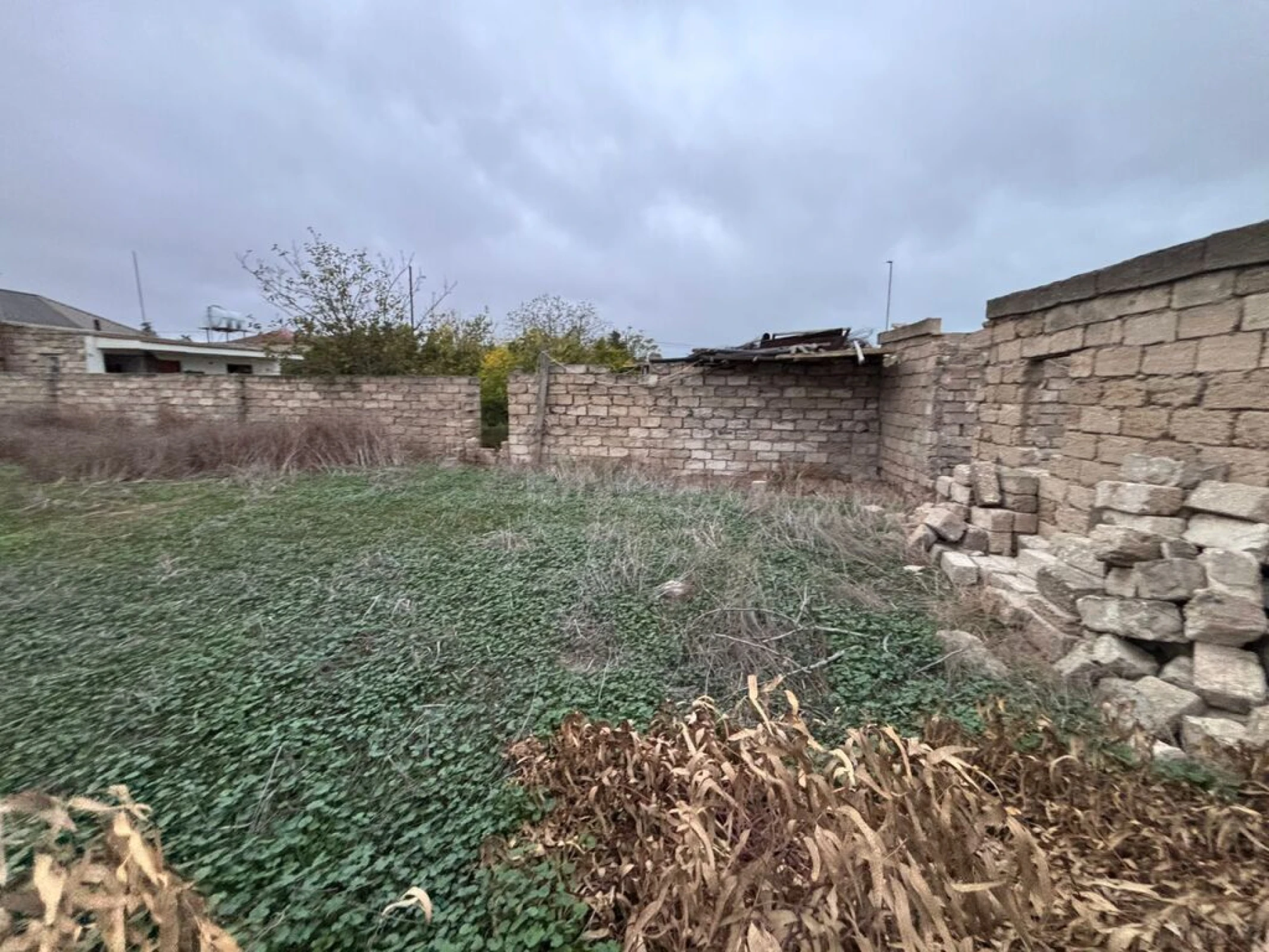 Satılır torpaq sahəsi 3.3 m²