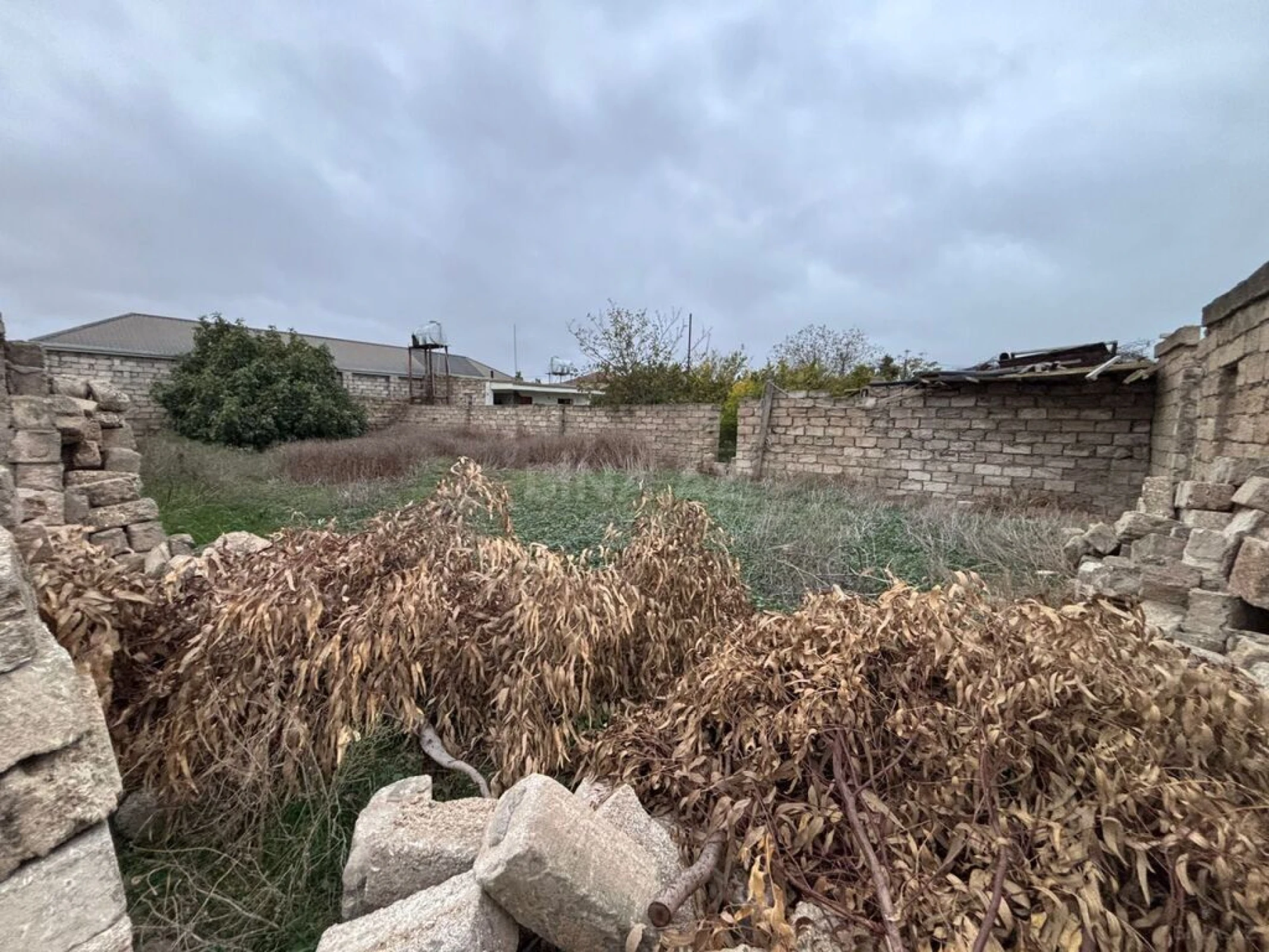 Satılır torpaq sahəsi 3.3 m²