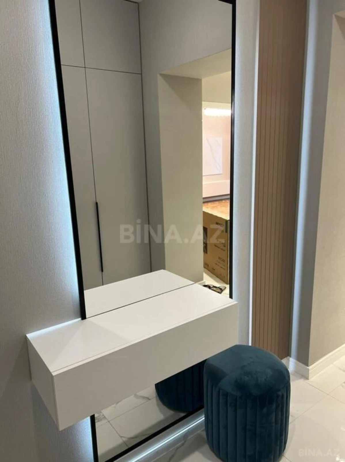 Satılır 2 otaqlı mənzil 105 m²