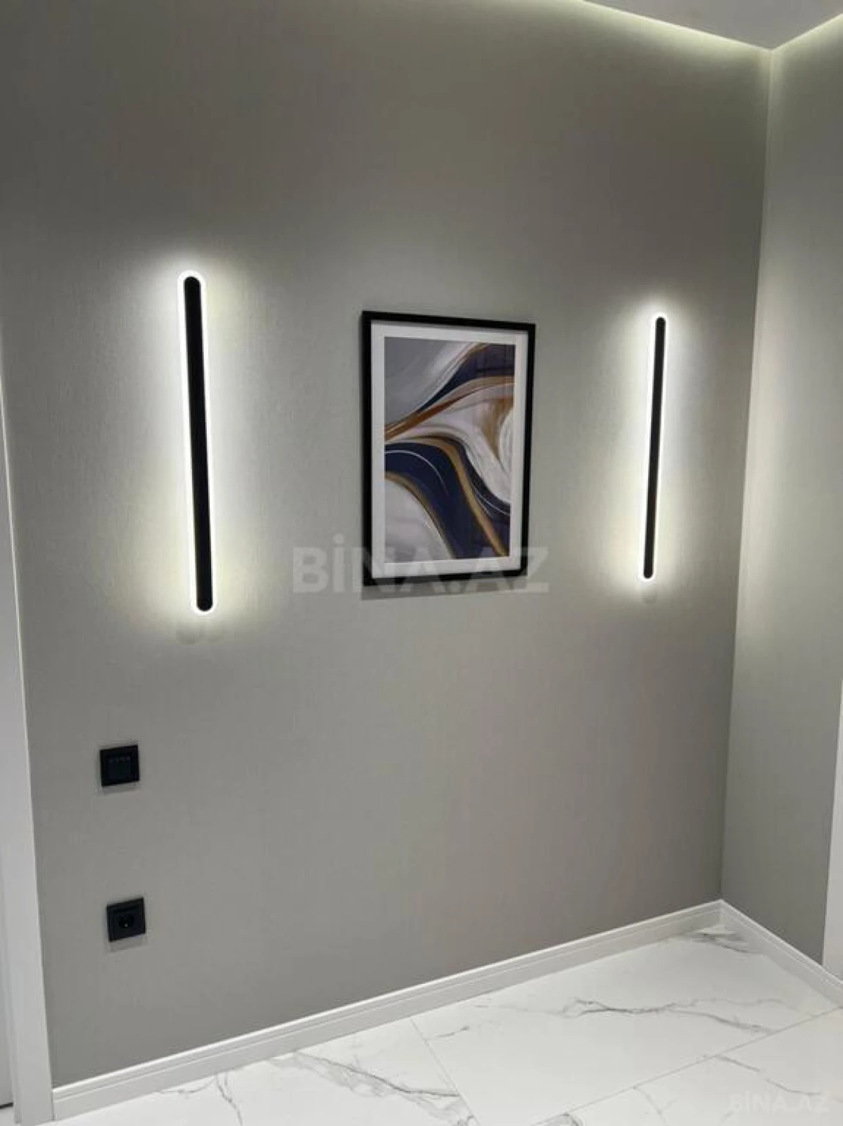 Satılır 2 otaqlı mənzil 105 m²