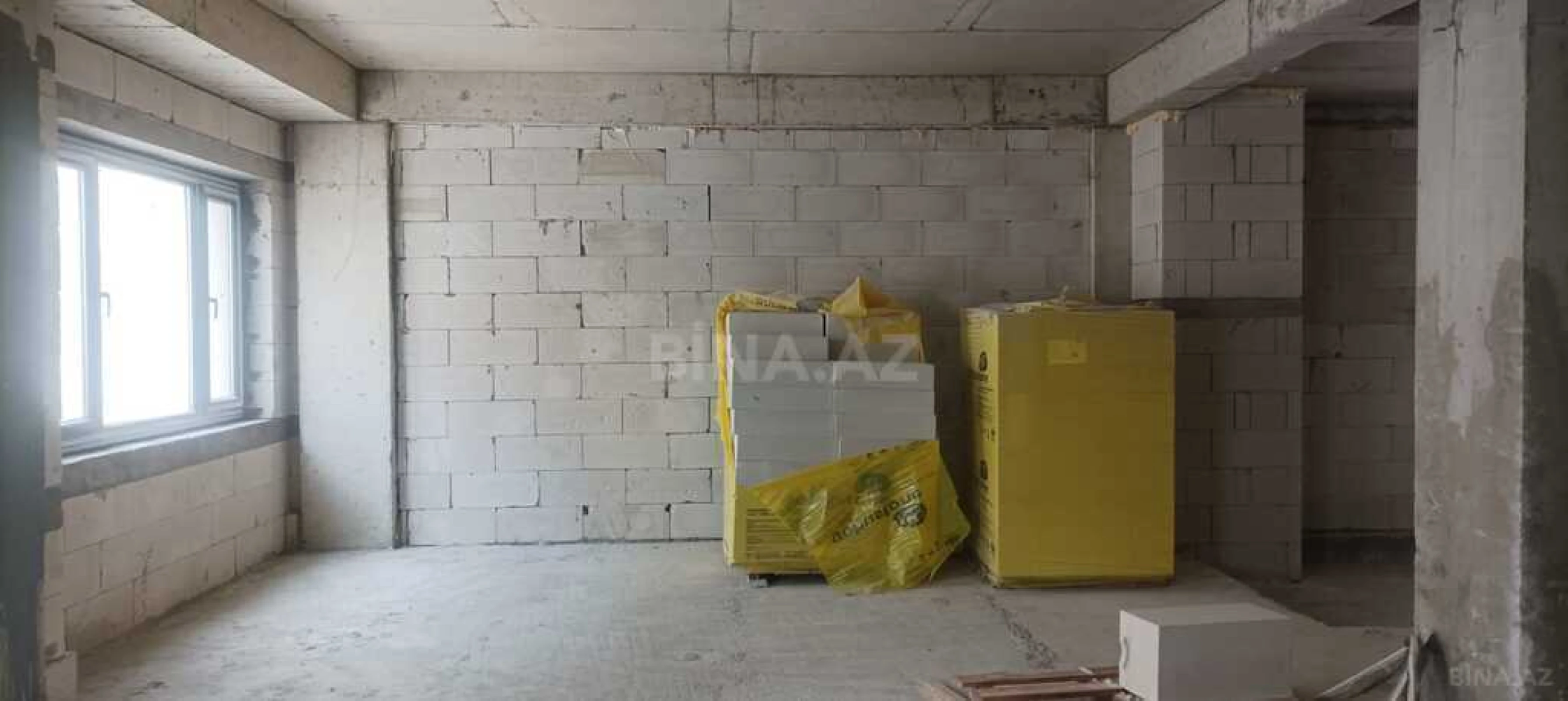 Satılır 3 otaqlı mənzil 129 m²
