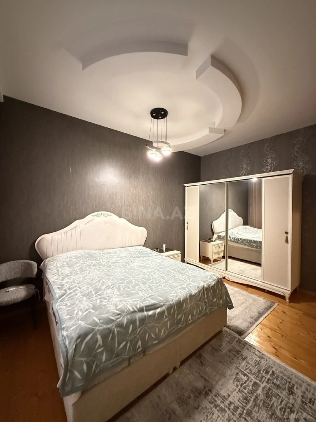 Satılır 4 otaqlı həyət evi 160 m²