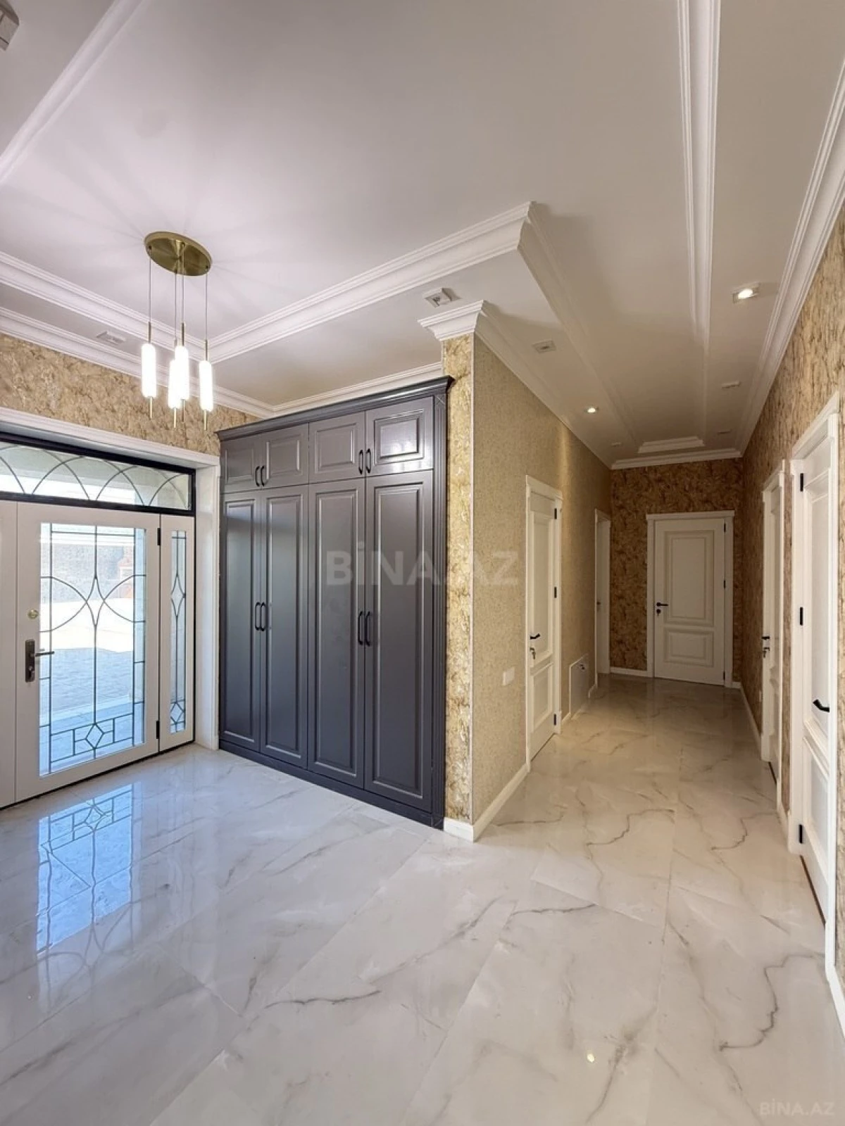 Satılır 4 otaqlı həyət evi 180 m²