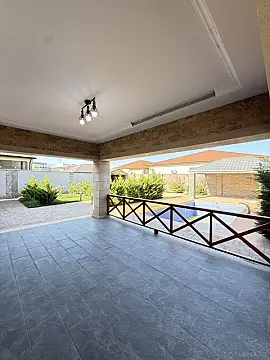 Satılır 4 otaqlı həyət evi 180 m²