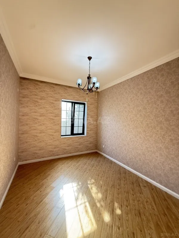 Satılır 4 otaqlı həyət evi 180 m²