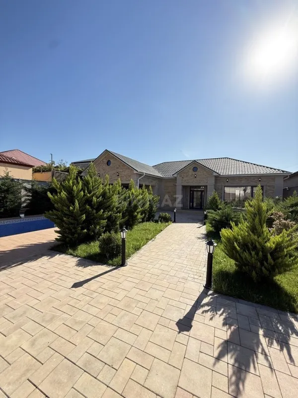 Satılır 4 otaqlı həyət evi 180 m²