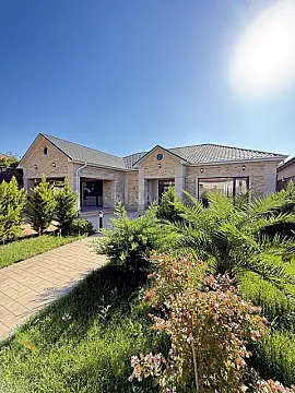 Satılır 4 otaqlı həyət evi 180 m² — Bakı, Mərdəkan 4 otaq 180.00 m²