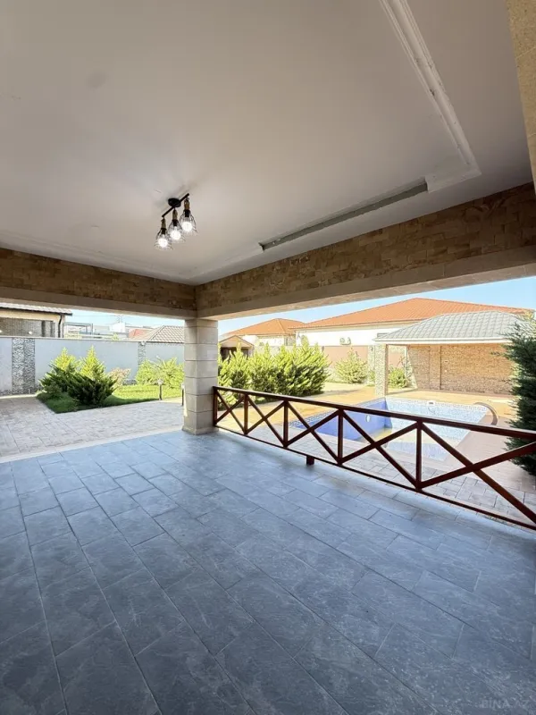 Satılır 4 otaqlı həyət evi 180 m²