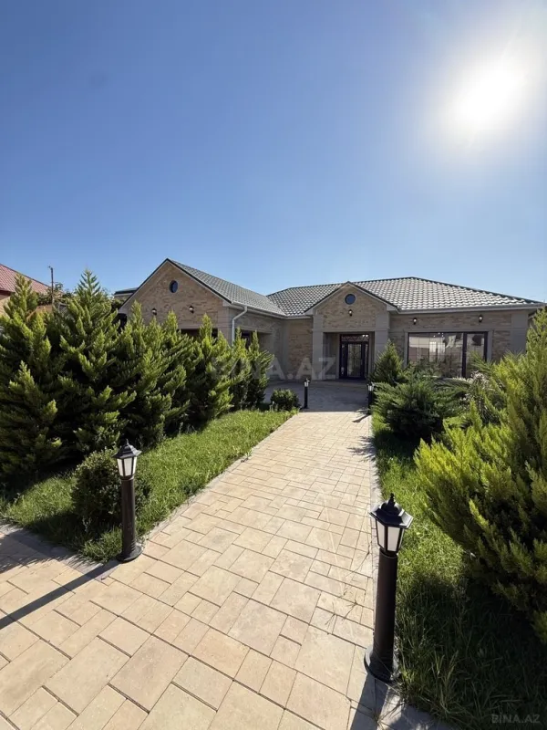 Satılır 4 otaqlı həyət evi 180 m²