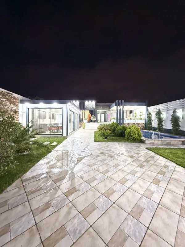 Satılır 4 otaqlı həyət evi 180 m²