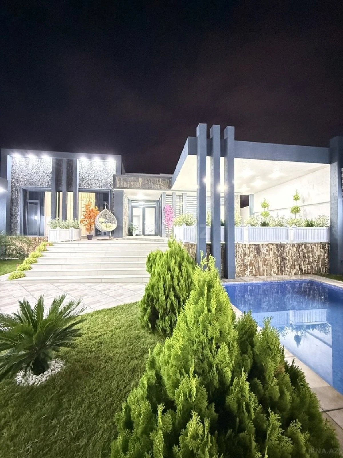 Satılır 4 otaqlı həyət evi 180 m²