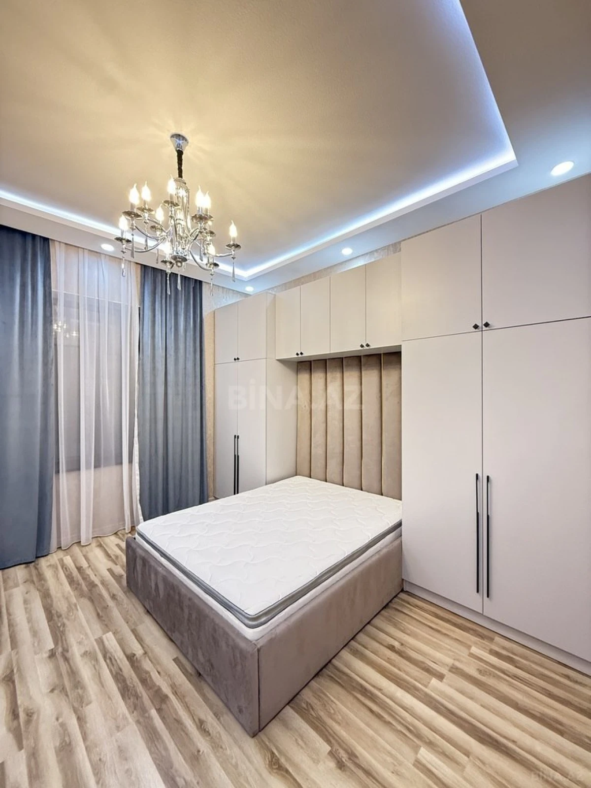 Satılır 4 otaqlı həyət evi 180 m²