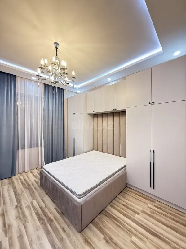 Satılır 4 otaqlı həyət evi 180 m²