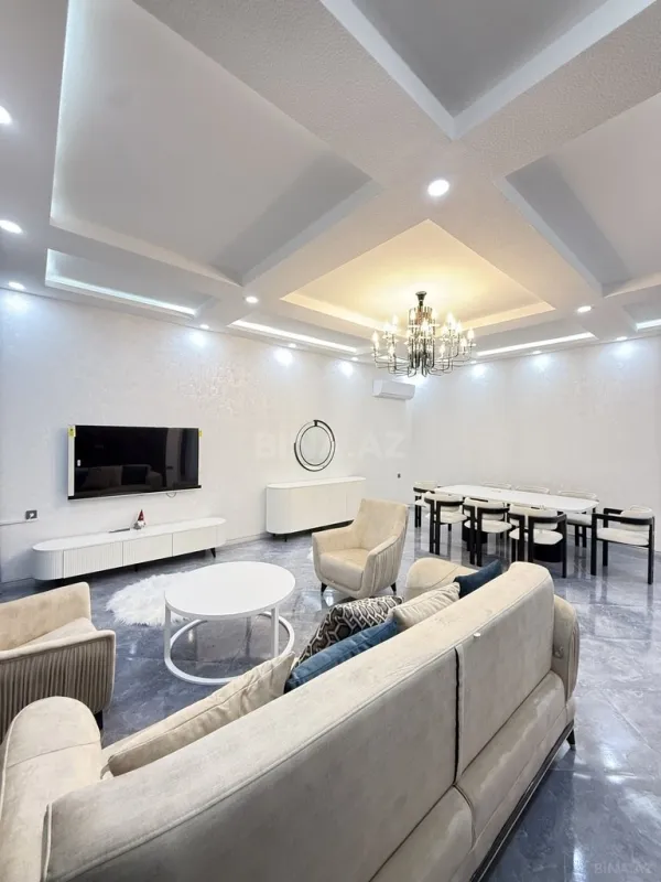 Satılır 4 otaqlı həyət evi 180 m²