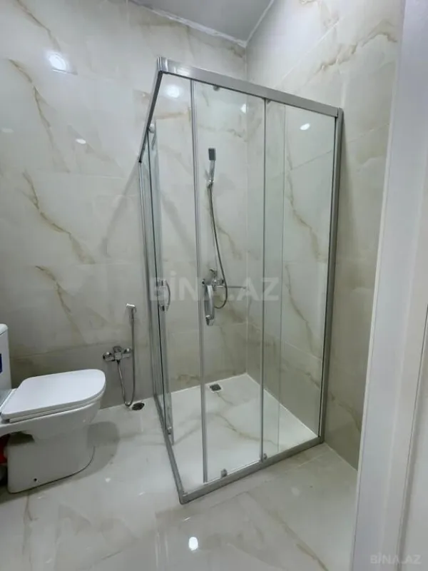 Kirayə verilir 2 otaqlı mənzil 70 m²