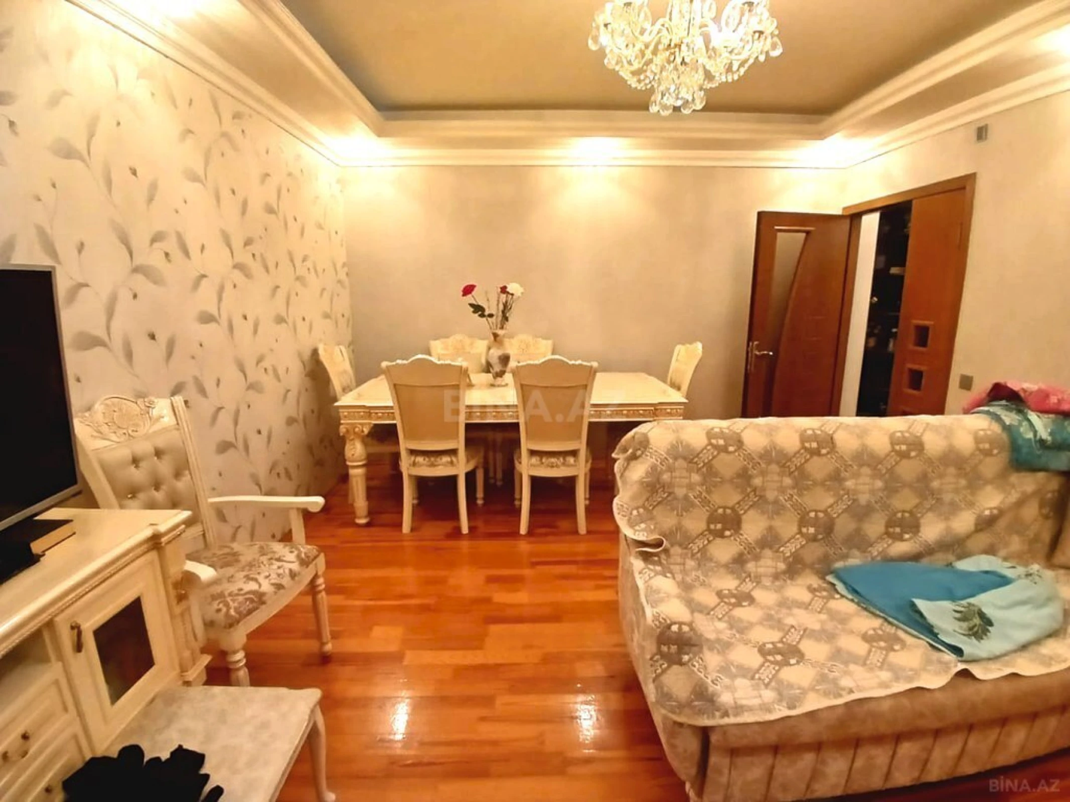 Satılır 3 otaqlı mənzil 90 m²