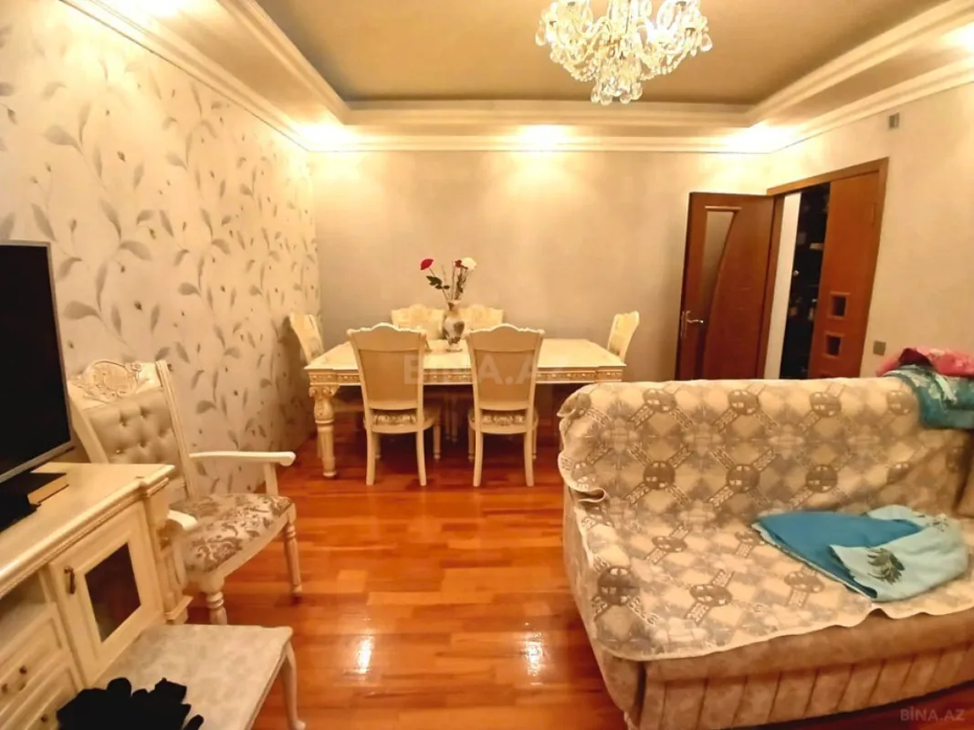 Satılır 3 otaqlı mənzil 90 m²
