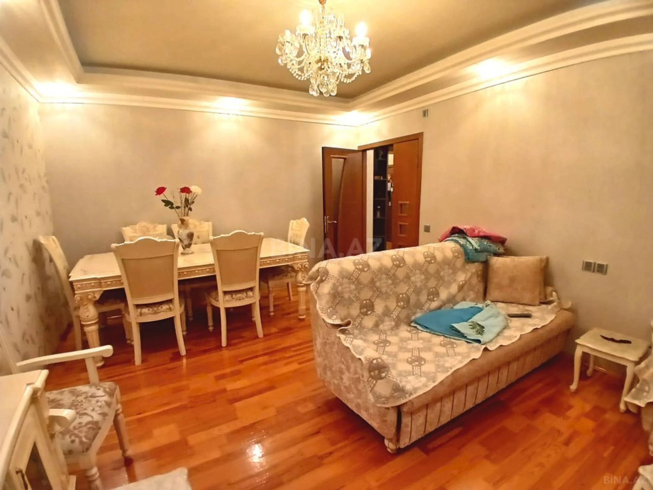 Satılır 3 otaqlı mənzil 90 m²