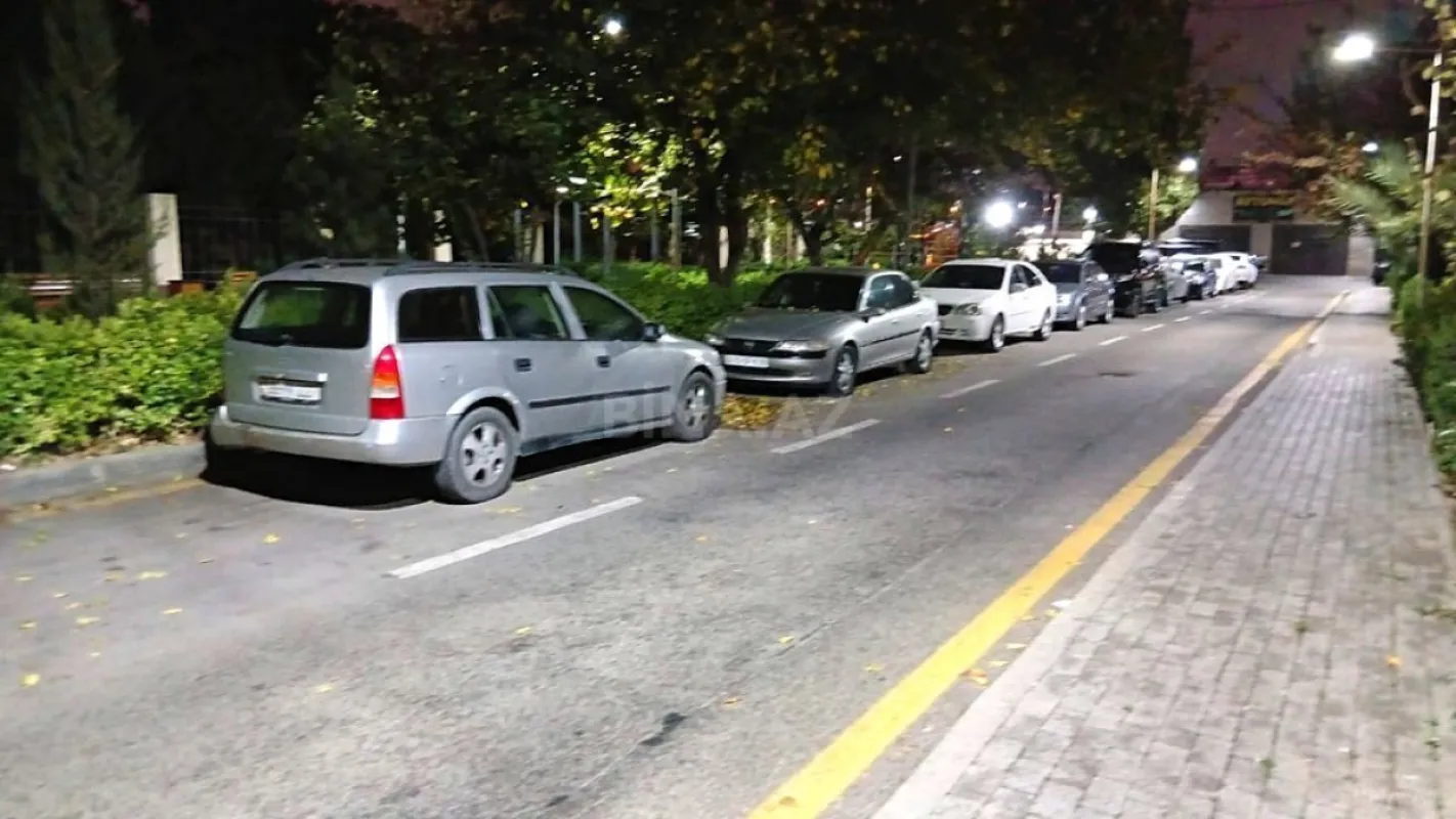 Satılır 3 otaqlı mənzil 90 m²