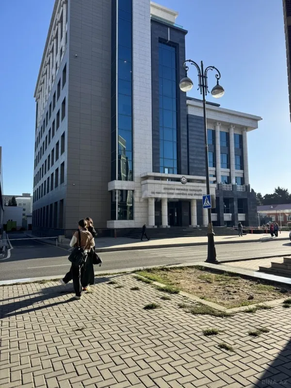 Satılır 3 otaqlı mənzil 95 m²