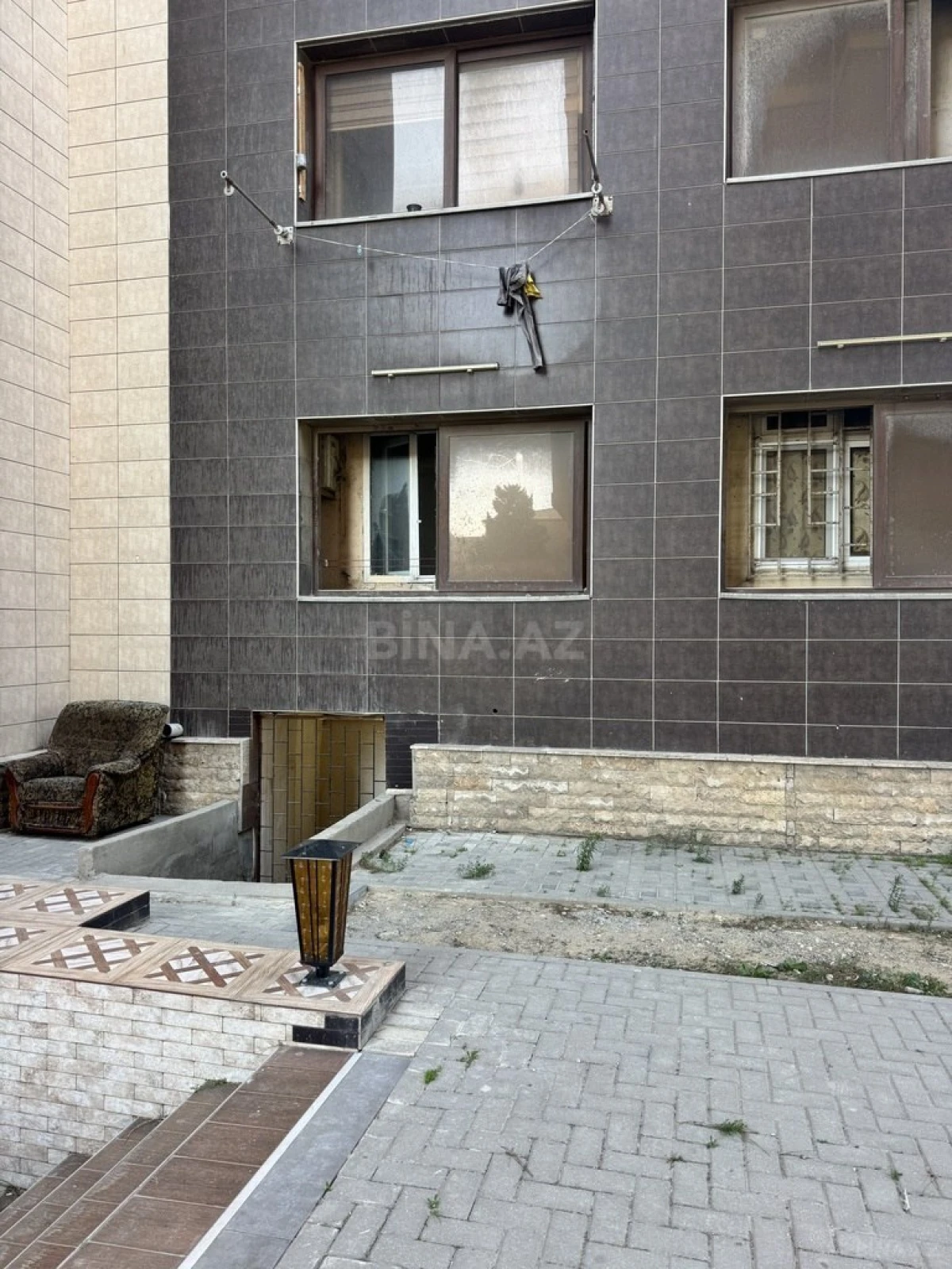 Satılır 3 otaqlı mənzil 95 m²