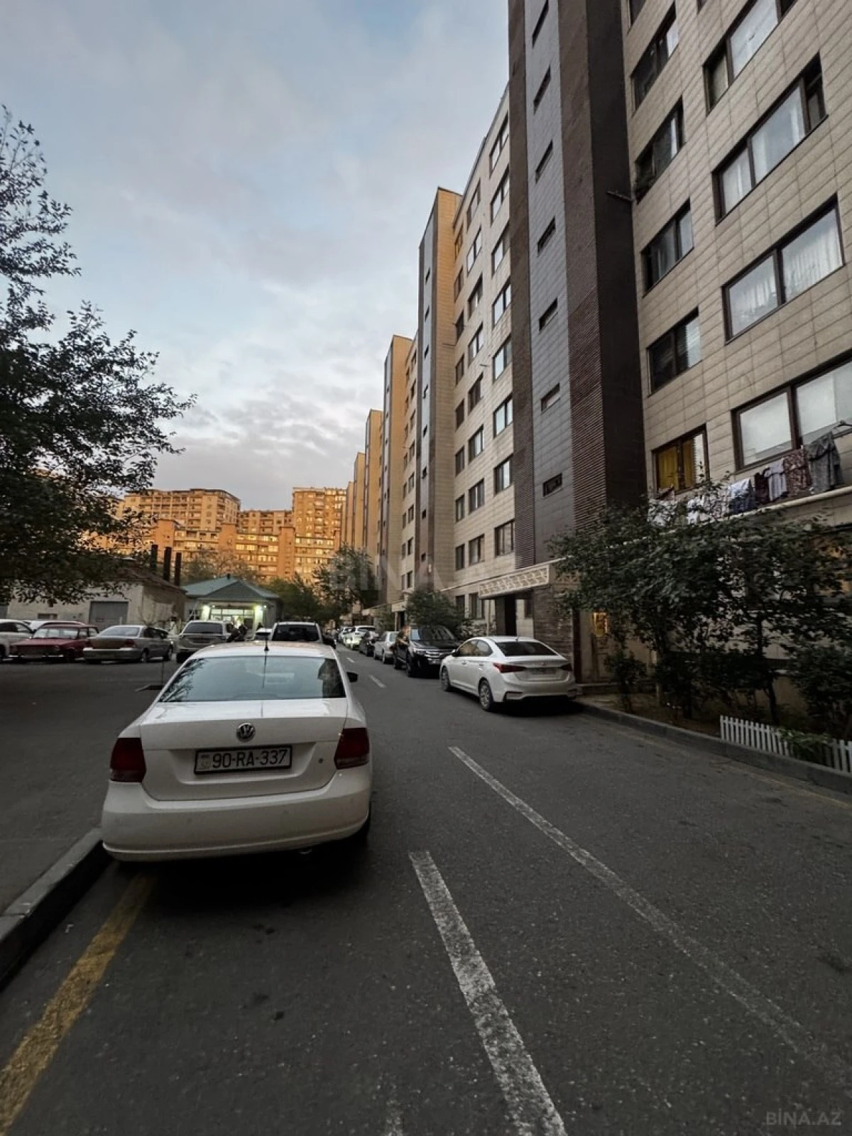 Satılır 3 otaqlı mənzil 95 m²