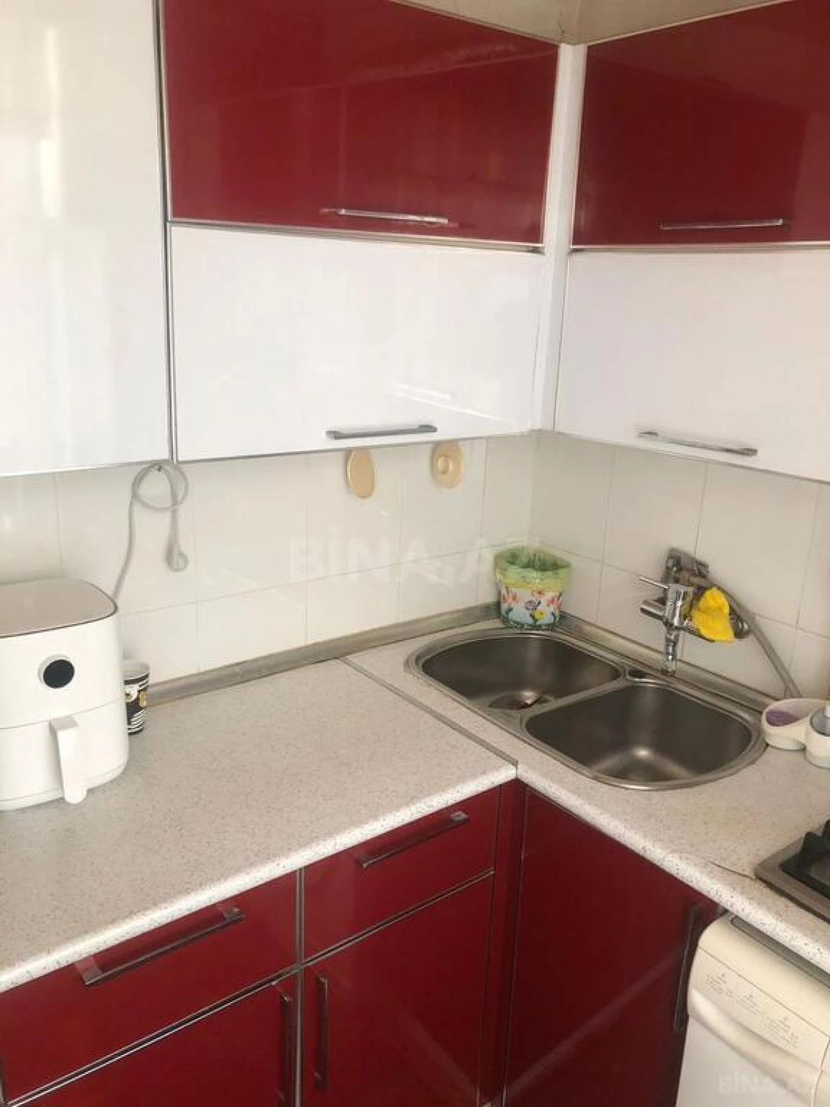 Satılır 3 otaqlı mənzil 70 m²