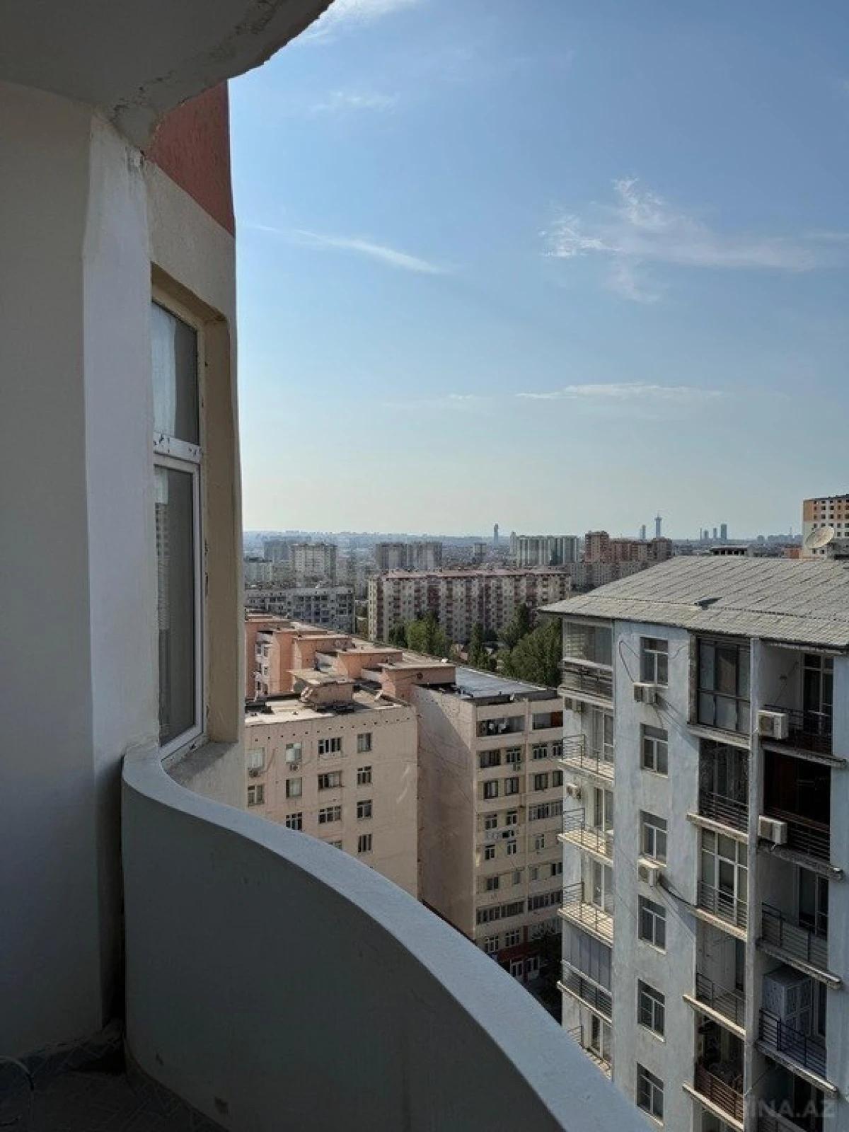 Satılır 3 otaqlı mənzil 120 m²