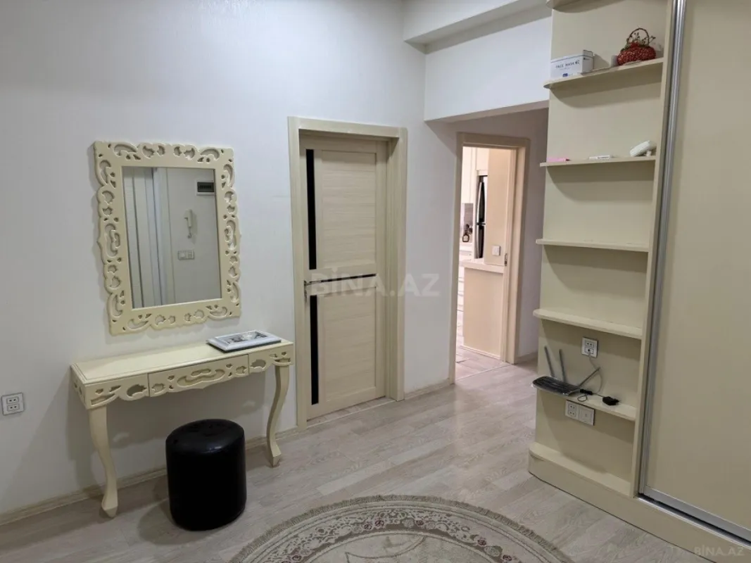 Satılır 3 otaqlı mənzil 120 m²