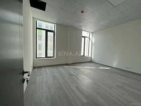 Kirayə verilir 4 otaqlı ofis 106 m²