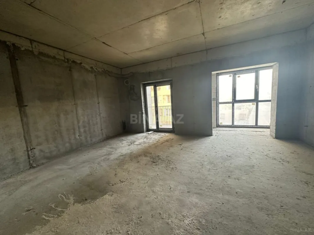 Satılır 2 otaqlı mənzil 91 m²