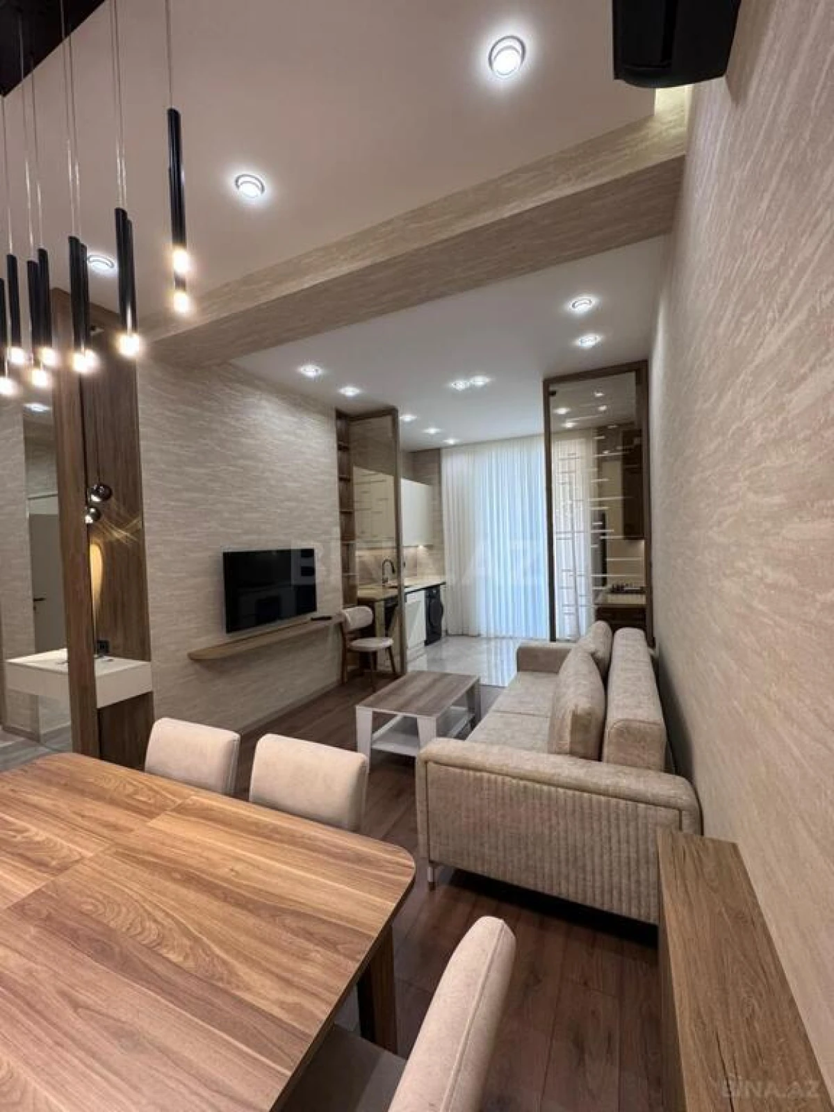 Kirayə verilir 3 otaqlı mənzil 110 m²