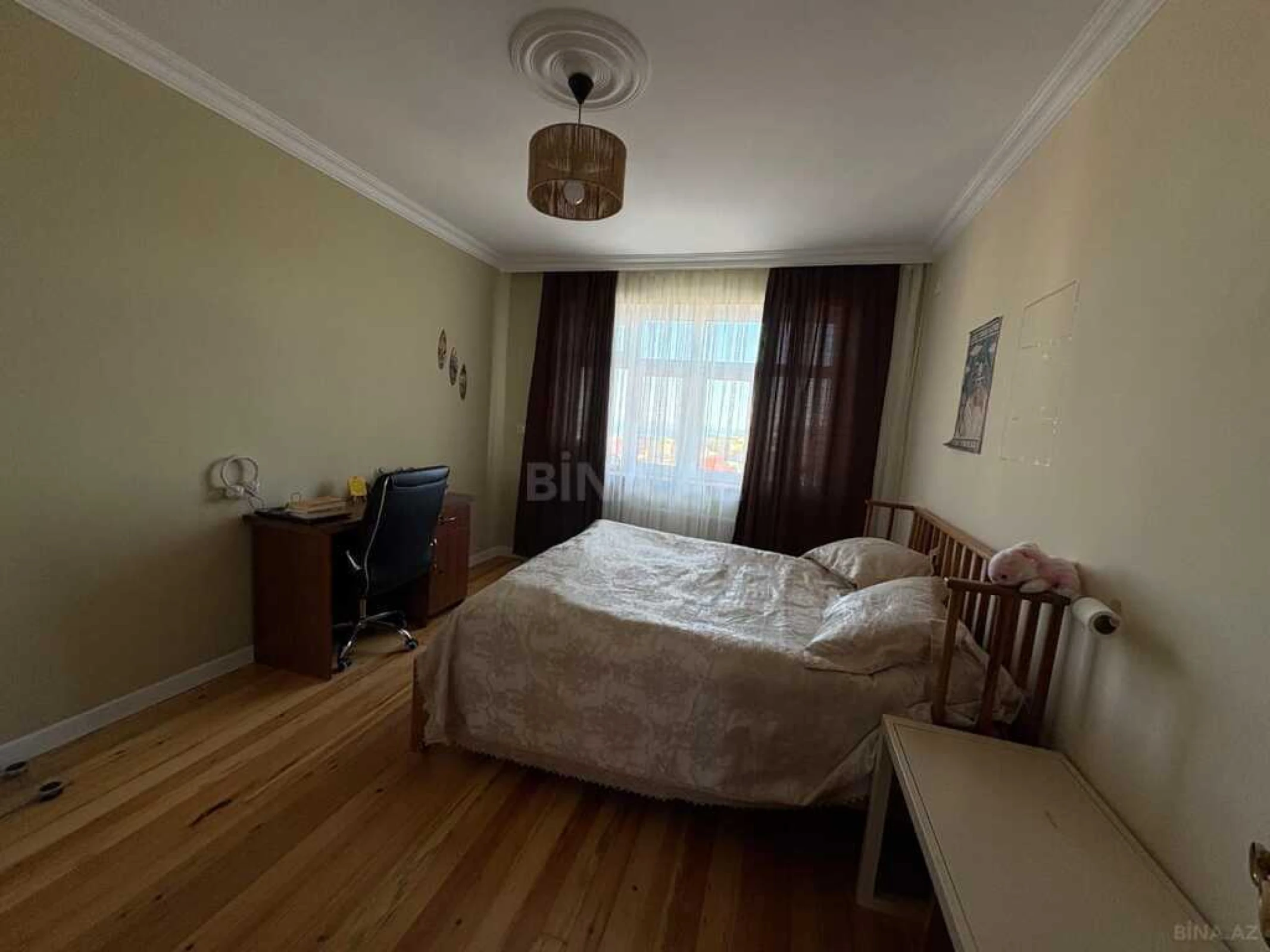 Satılır 5 otaqlı mənzil 110 m²