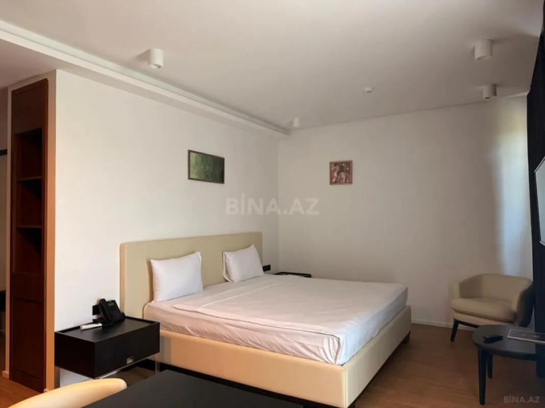 Satılır 1 otaqlı həyət evi 53 m²