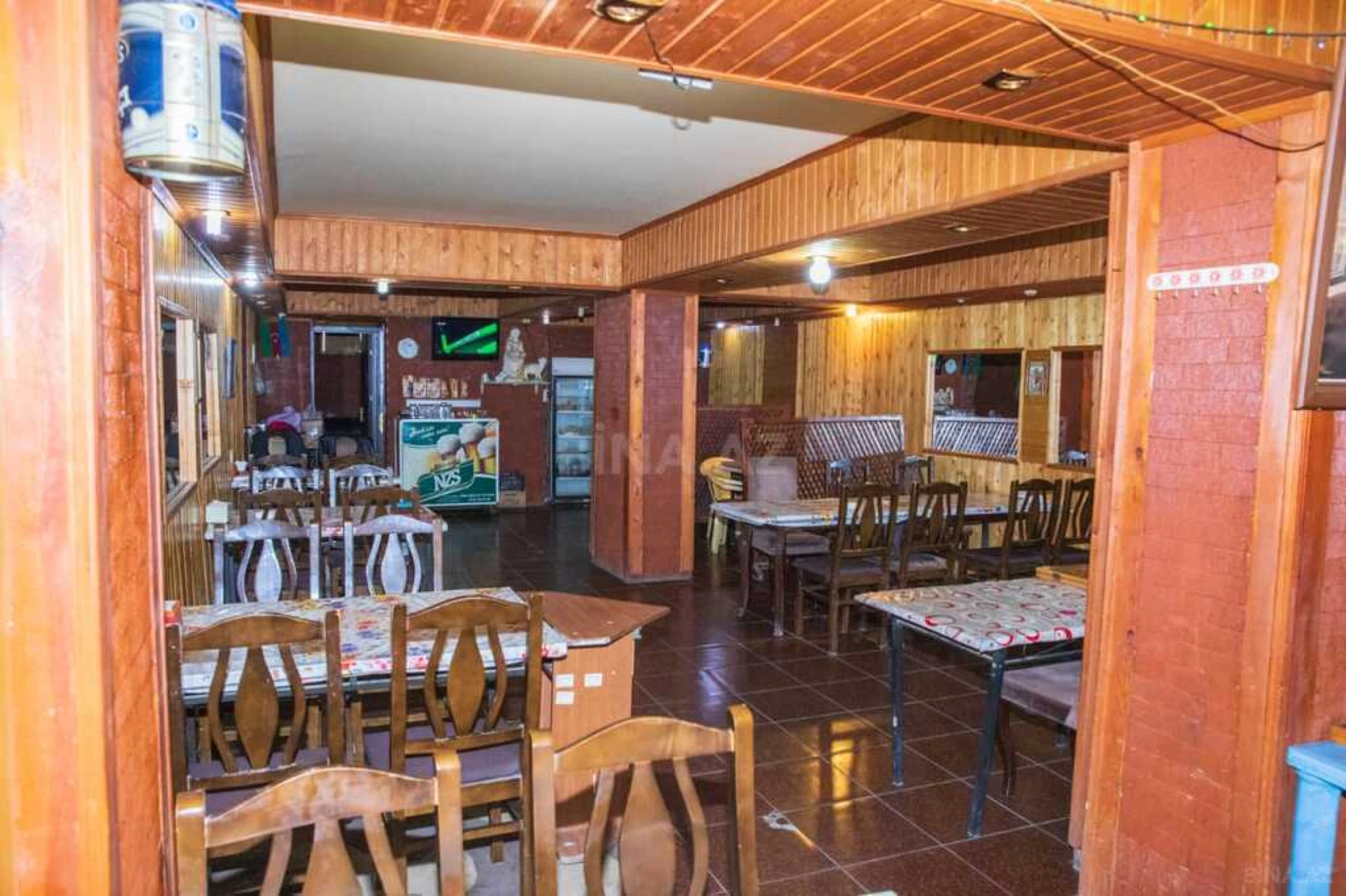 Satılır obyekt 450 m²