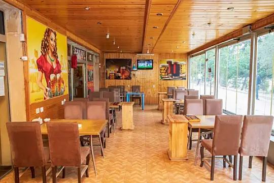 Satılır obyekt 450 m²