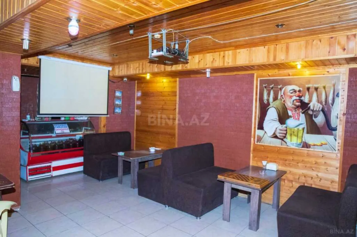 Satılır obyekt 450 m²