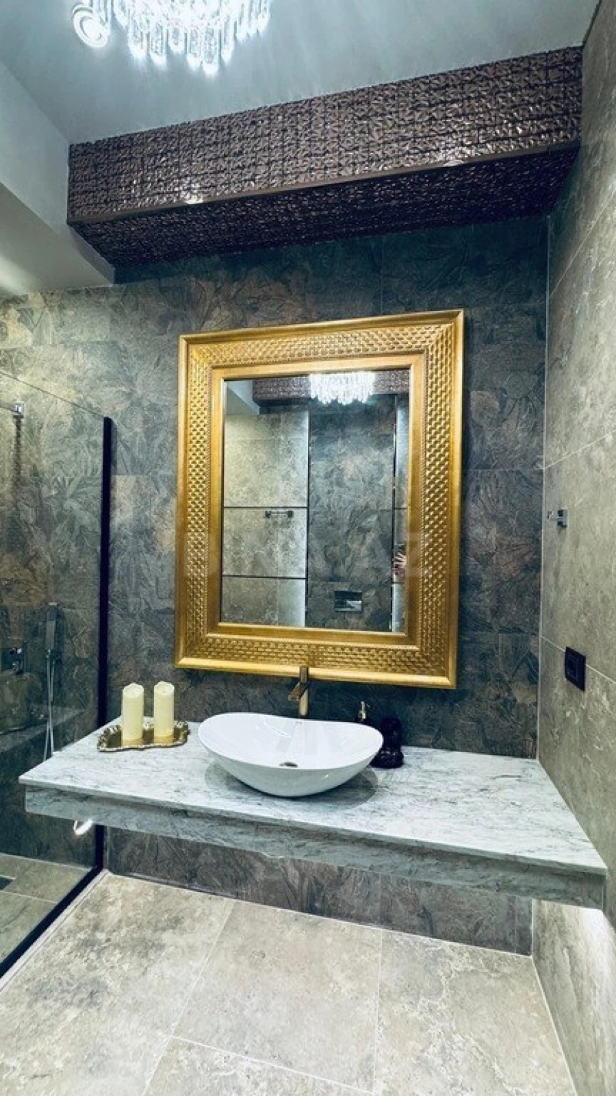 Satılır 2 otaqlı mənzil 68 m²