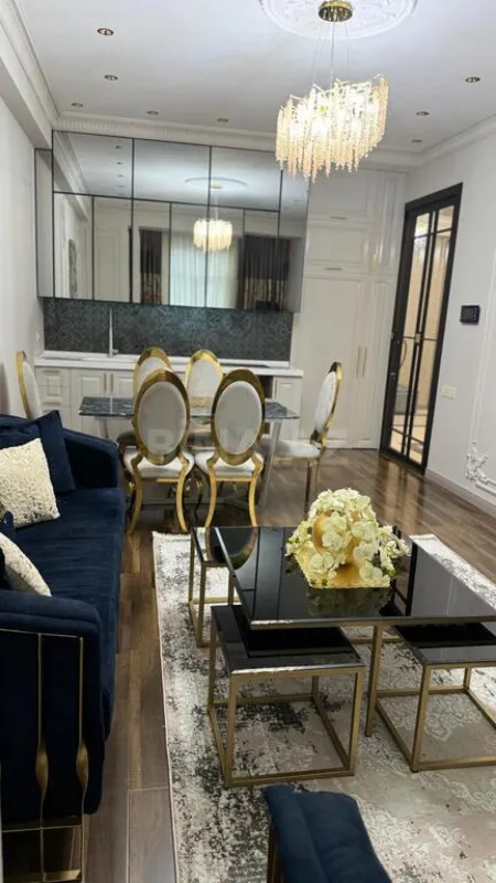 Satılır 2 otaqlı mənzil 68 m²