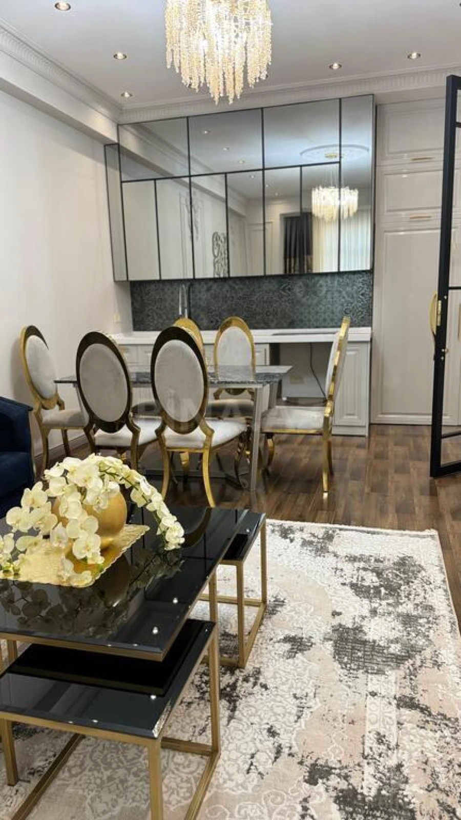 Satılır 2 otaqlı mənzil 68 m²