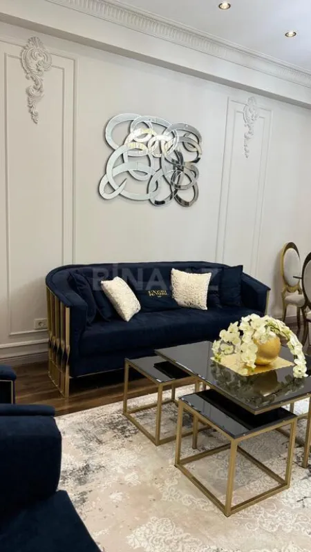 Satılır 2 otaqlı mənzil 68 m²