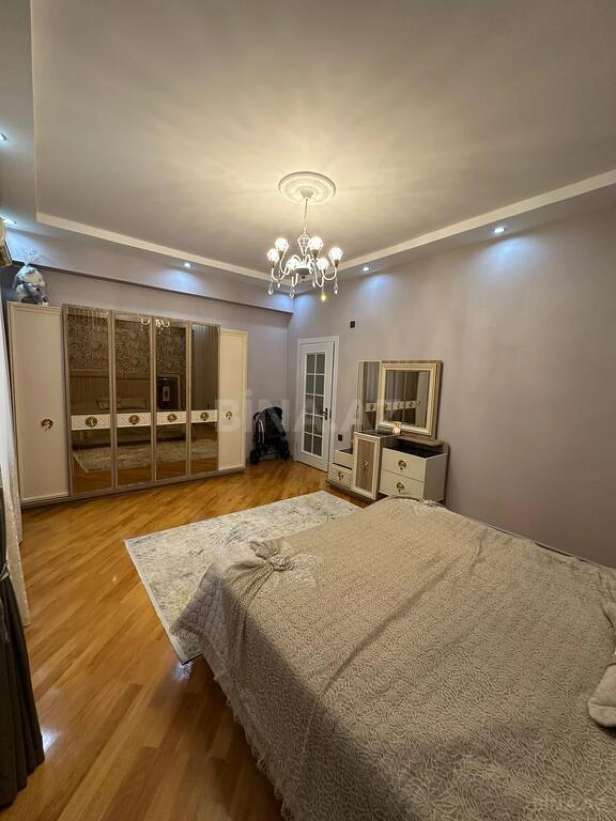 Satılır 3 otaqlı mənzil 90 m²